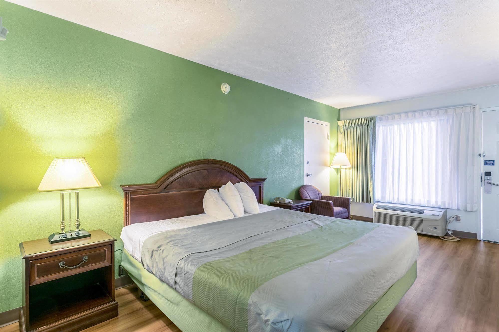 Americas Best Value Inn Edgewood, Md Екстер'єр фото